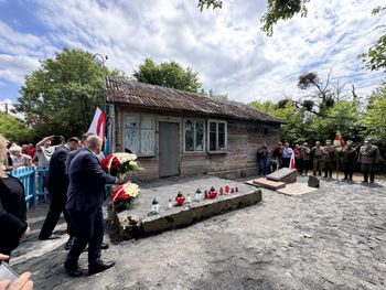 Uroczystości w Ukrainie. Upamiętnili Polaków zamordowanych w 1943 r.