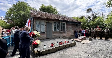 Uroczystości w Ukrainie. Upamiętnili Polaków zamordowanych w 1943 r.