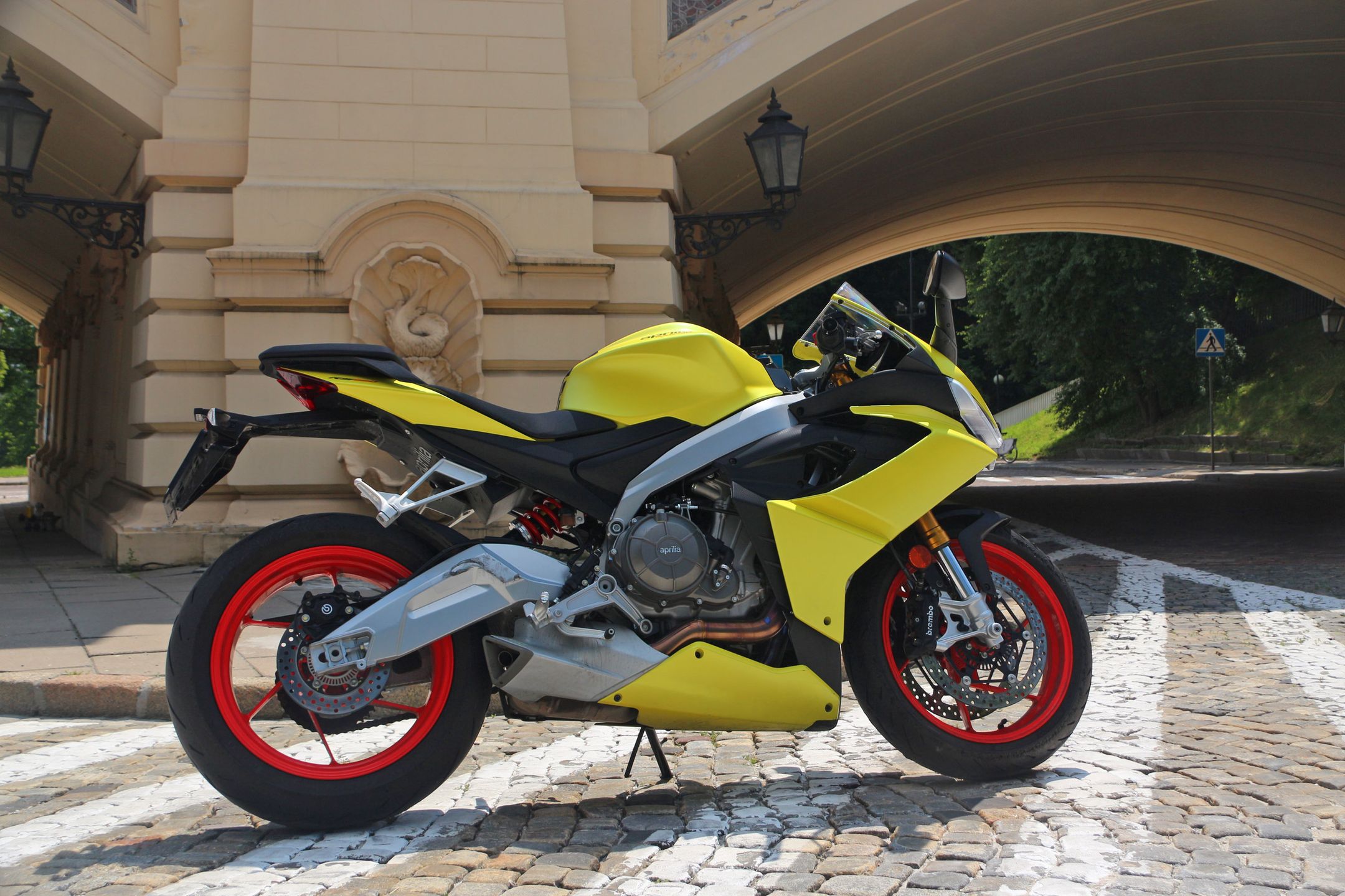 Aprilia RS 660
