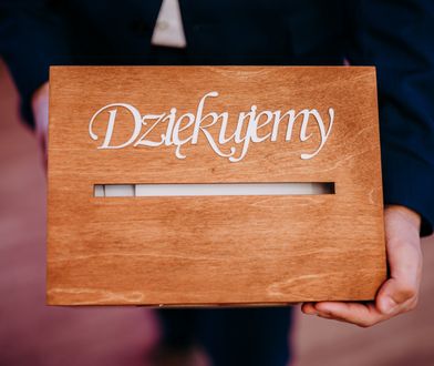 Ile włożyć w kopertę na wesele? Aktualne kwoty w 2024 roku