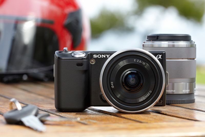 Sony Alfa NEX-3 i NEX-5 - konkurencja dla Mikro Cztery Trzecie 3