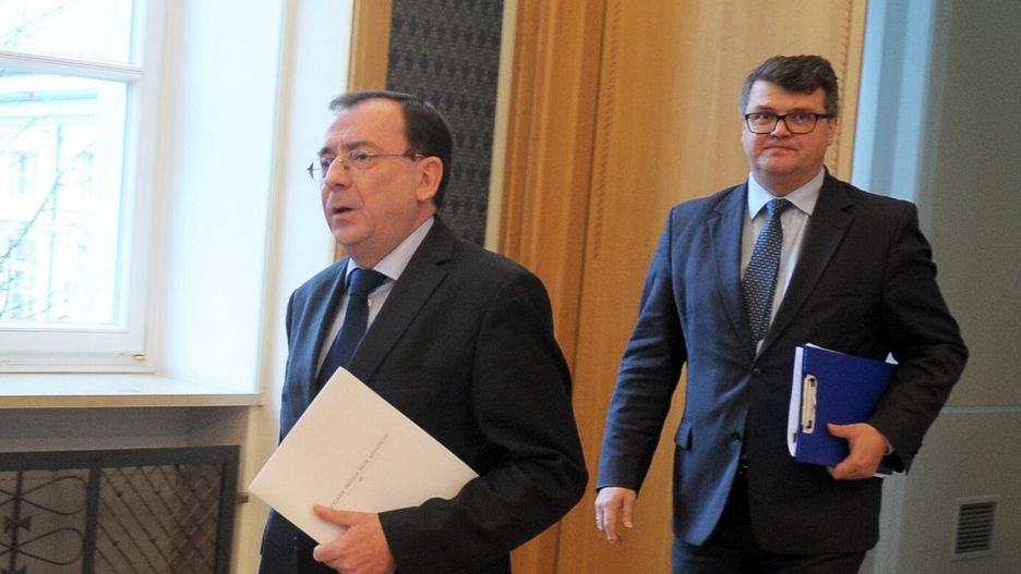 Mariusz Kamiński i Maciej Wąsik. Wkrótce zapadną decyzje w sprawie wykonania ciążącego na nich wyroku 2 lat więzienia za przekroczenie uprawnień podczas "afery gruntowej"