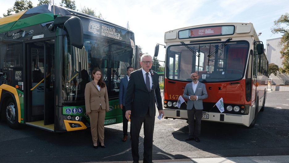 Wielka parada autobusów w Poznaniu