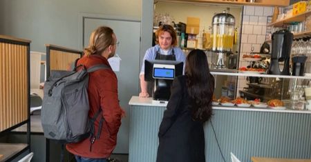 Eksperymentalna kawiarnia. Tam szefem jest sztuczna inteligencja