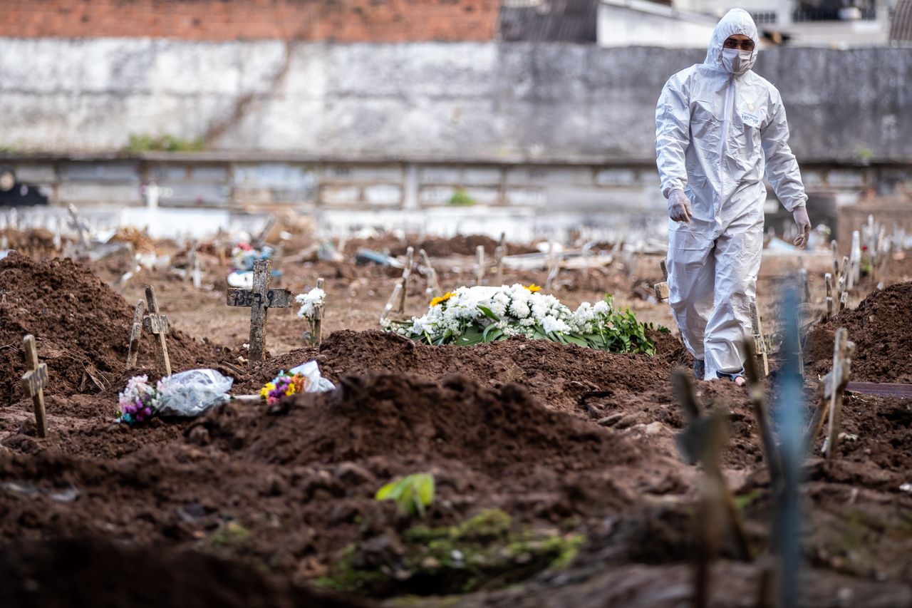 Groźny wirus powraca po 27 latach. Naukowcy: Delta zakaża bardziej