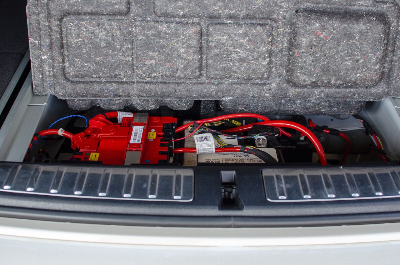 Akumulatory 12V w samochodach mild hybrid. Wyższy poziom skomplikowania i zalecenia dla użytkowników