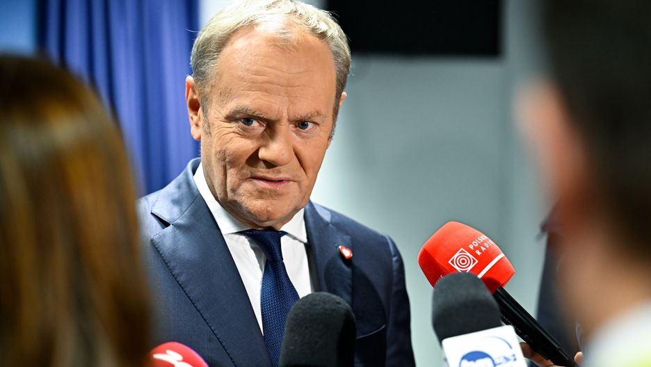 Bruksela, Belgia, 23.10.2025. Konferencja prasowa w Brukseli, 23 bm. premiera RP Donalda Tuska po zakończeniu posiedzenia Rady Europejskiej. Szczyt w Brukseli poświęcony był m.in. wsparciu Ukrainy i zwiększeniu gotowości obronnej Europy. (amb) PAP/Wiktor Dąbkowski