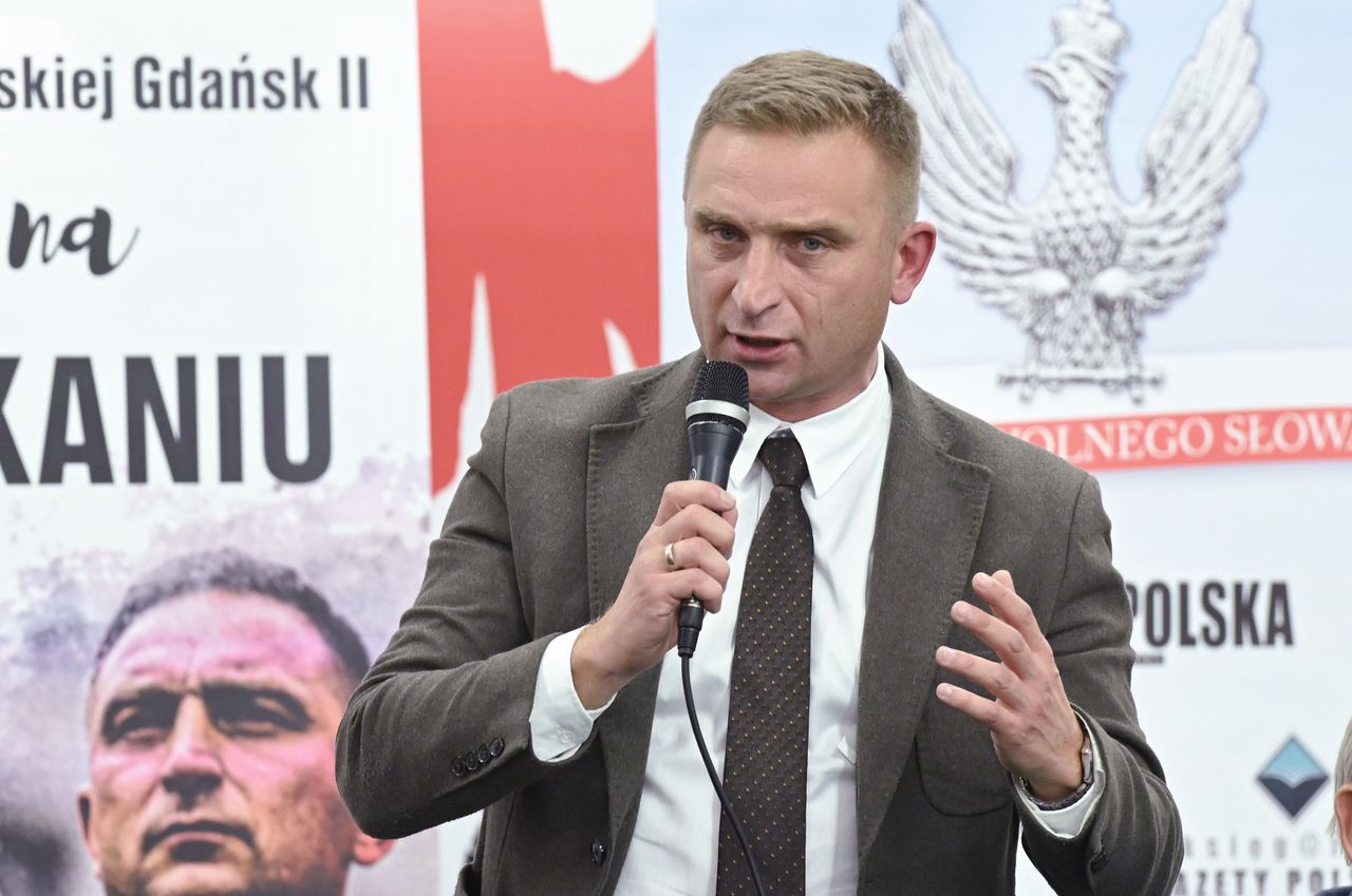 Prokuratura rozszerza zarzuty wobec Bąkiewicza. Są nowe wątki