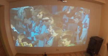 Stworzył w domu kino - za 800 zł! Ty też możesz!