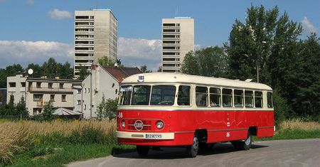 Tym się jeździło w PRL-u. Pamiętasz te kultowe pojazdy?