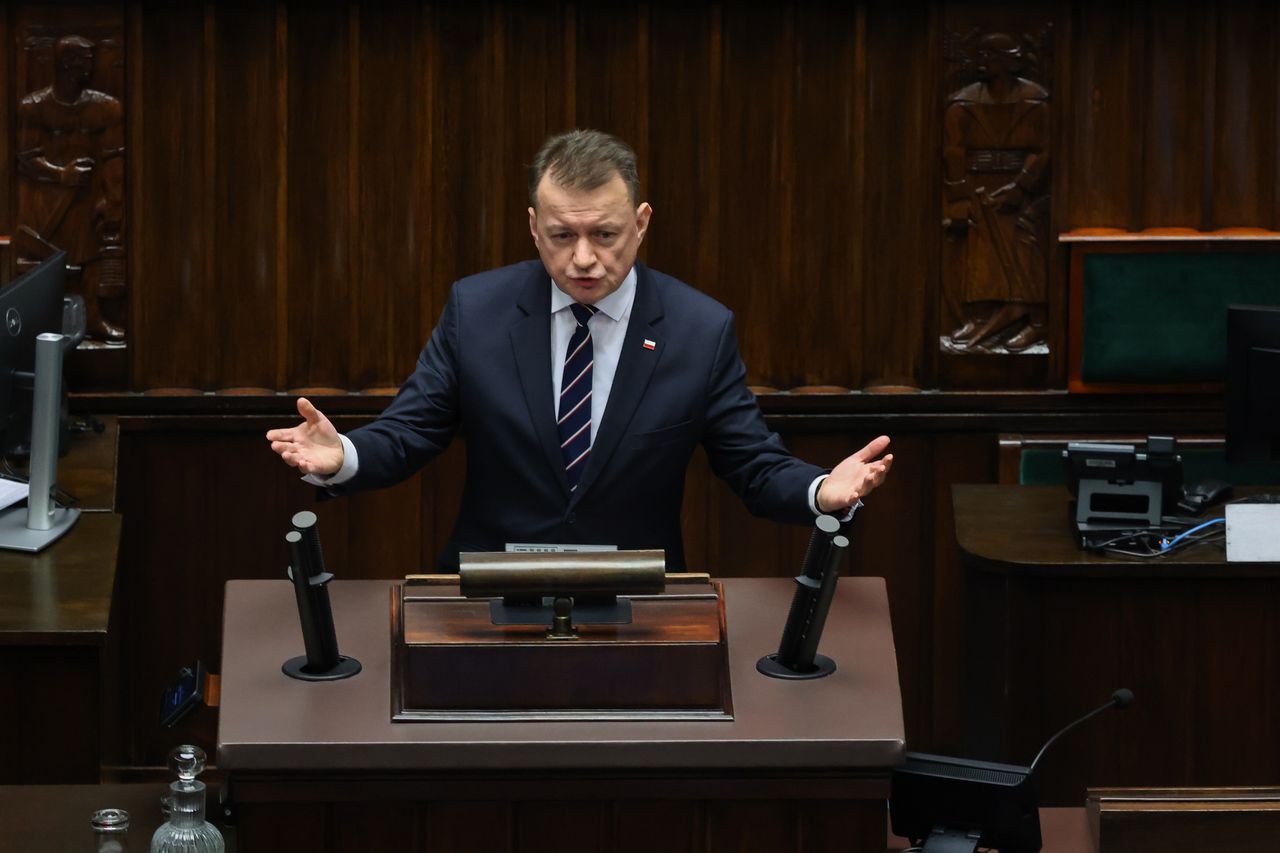 Trening wiceministra na WOŚP wywołał burzę. Błaszczak idzie do prokuratury