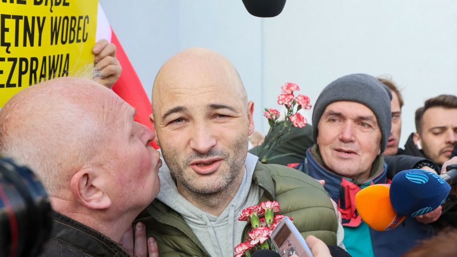 Ksiądz Michał Olszewski wyszedł z aresztu