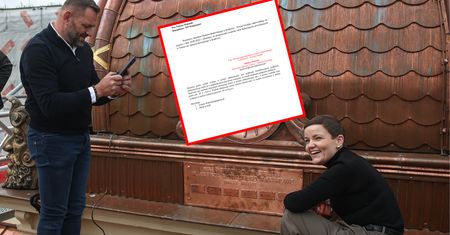 W butach na obcasie po dachu. Kontrola w teatrze po wizycie ministry