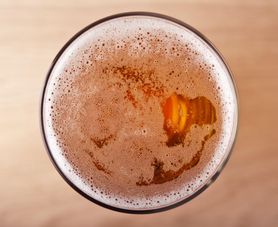 Jaki jest związek alkoholu i udaru mózgu?