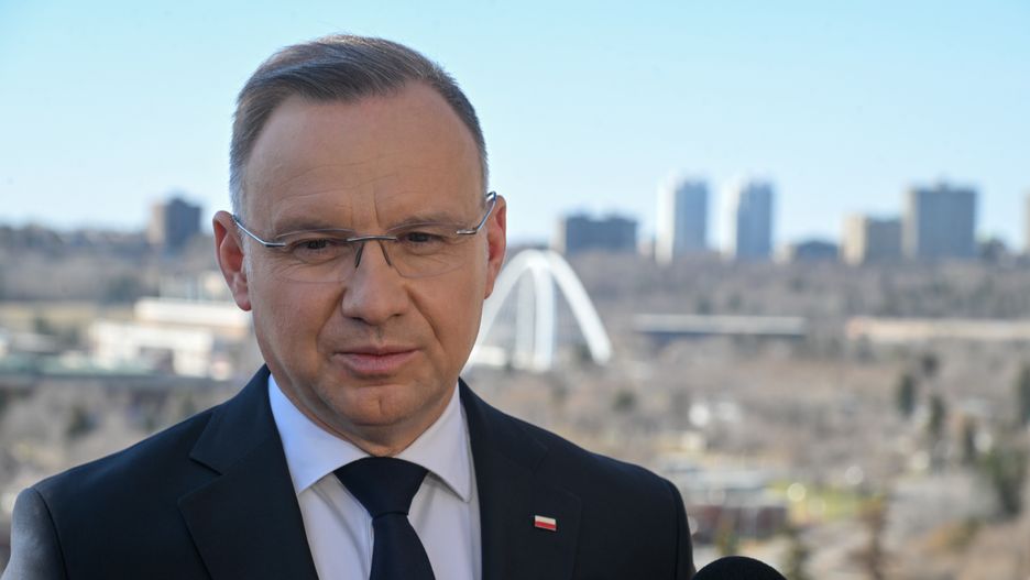 Andrzej Duda
Edmonton, Kanada, 22.04.2024. Wizyta polskiej pary prezydenckiej w Kanadzie. Prezydent RP Andrzej Duda podczas konferencji prasowej w Edmonton, 22 bm. (ad) PAP/Radek Pietruszka
Radek Pietruszka
kanada, polityk, polityka, prezydent, wizyta, zagraniczna