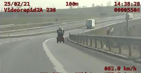 Żnin. Jechała wózkiem inwalidzkim po S5
