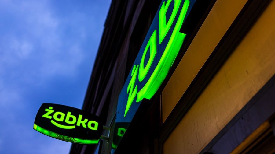 Żabka nieustannie testuje w swoich sklepach nowe rozwiązania.