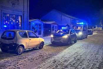 Pijany kierowca wiózł pijaną parę. W aucie było 10-miesięczne dziecko