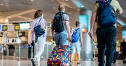 Grudniowe podróże w cieniu pandemii. "Wyjazdy odbywają się zgodnie z planem"