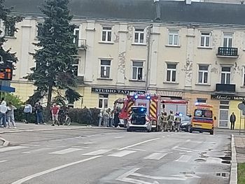 Potrącenie pieszej na Placu Wolności. Kobieta trafiła do szpitala
