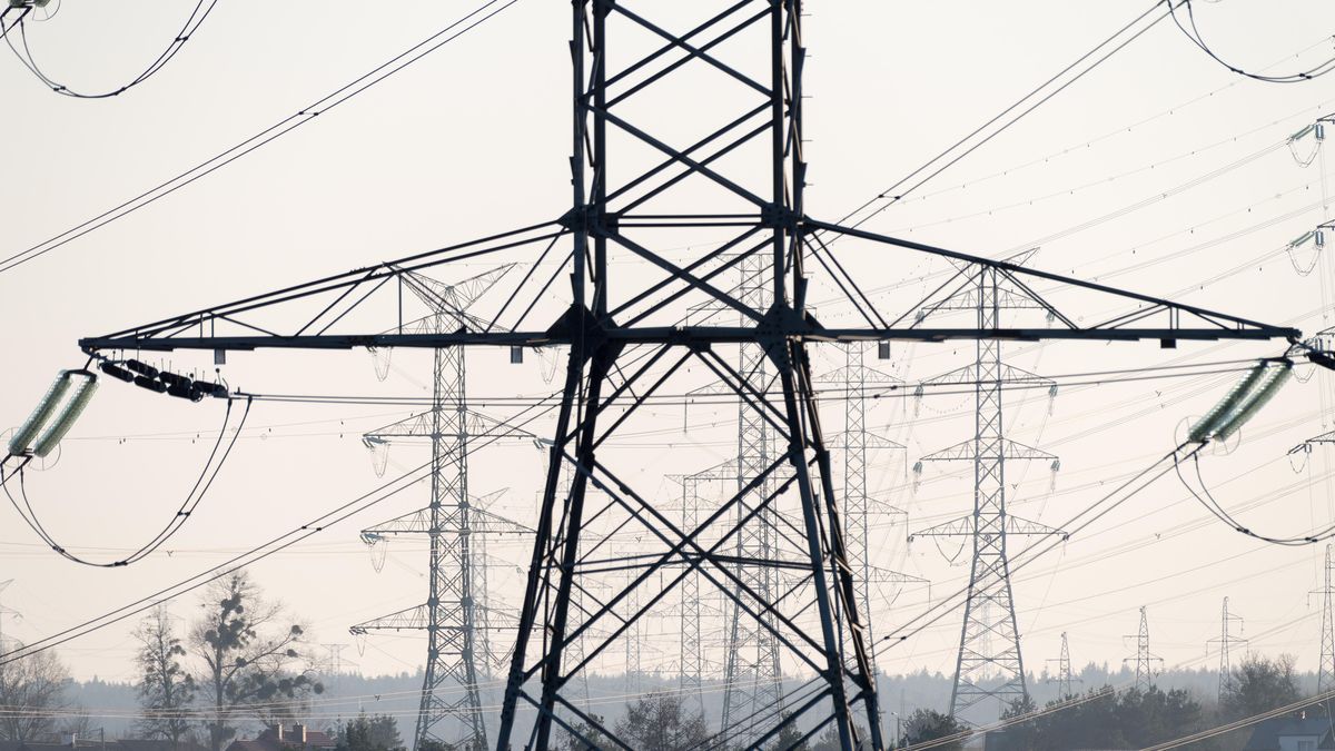 Linia wysokiego napięcia