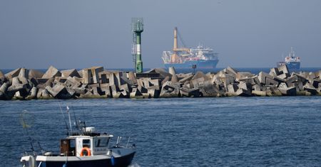 Media: "Angela Merkel powinna powiedzieć, że nie popiera Nord Stream 2"