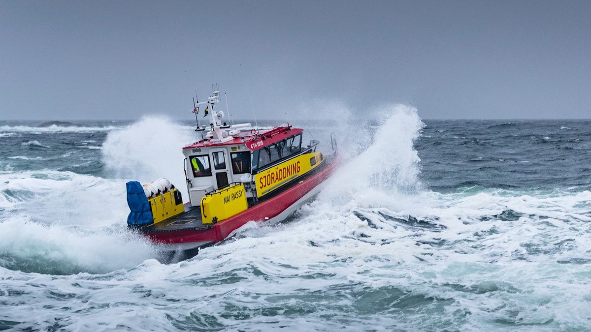 Kapitan wypadł za burtę 