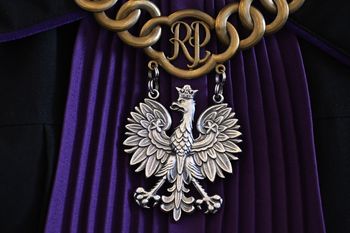 Gangster przejął majątek rolnika wart 8 mln zł. Zaskakująca decyzja sądu