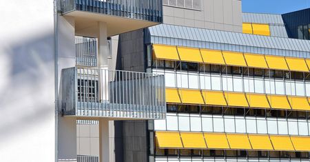 Czy warto postawić na żaluzje tarasowe?