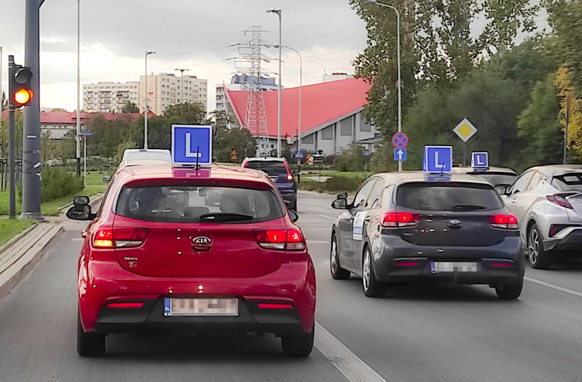 Policjanci zatrzymali "eLkę". Kłopoty ma zarówno kursant, jak i instruktor