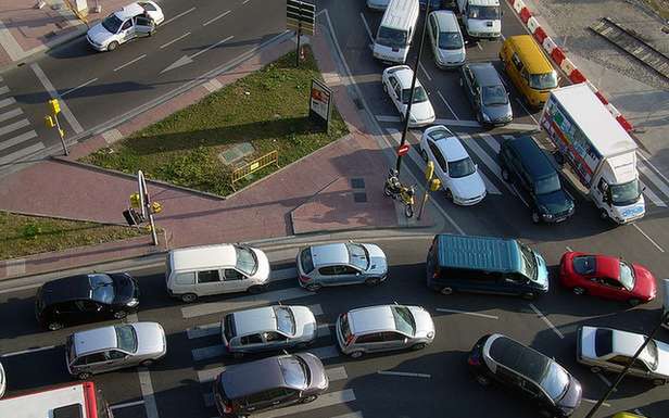 Jak uniknąć korków? (Fot. Flickr/sergis blog/Lic. CC by)