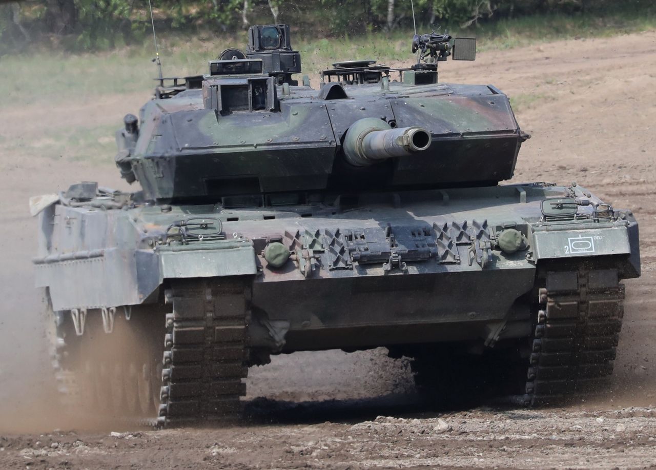 Tyle czołgów dostanie Ukraina. "Pancerna pięść demokracji"