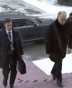 Putin przyjechał na szczyt. Na nagraniu wyłapali jeden szczegół