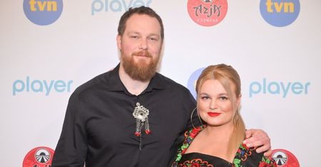 Jędrek Gąsienica z "Gogglebox" OŚWIADCZYŁ się Kasi po raz drugi? Pokazała pierścionek. "12 lat na to czekałam"