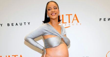 Rihanna przypadkiem ujawniła PŁEĆ swojego dziecka?! Zdradziły ją ostatnie zakupy...
