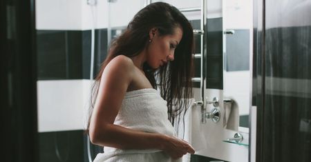 Śpiew pod prysznicem. Zaskakujący sposób na szczęśliwy związek