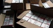 Gniezno: Policjanci zabezpieczyli 60 tysięcy sztuk papierosów i 12 kg tytoniu