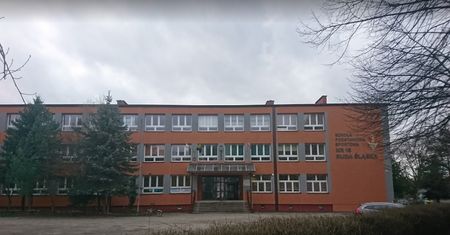 Powrót do szkoły. Uczniowie podstawówki z Rudy Śląskiej rozpoczną rok szkolny z opóźnieniem