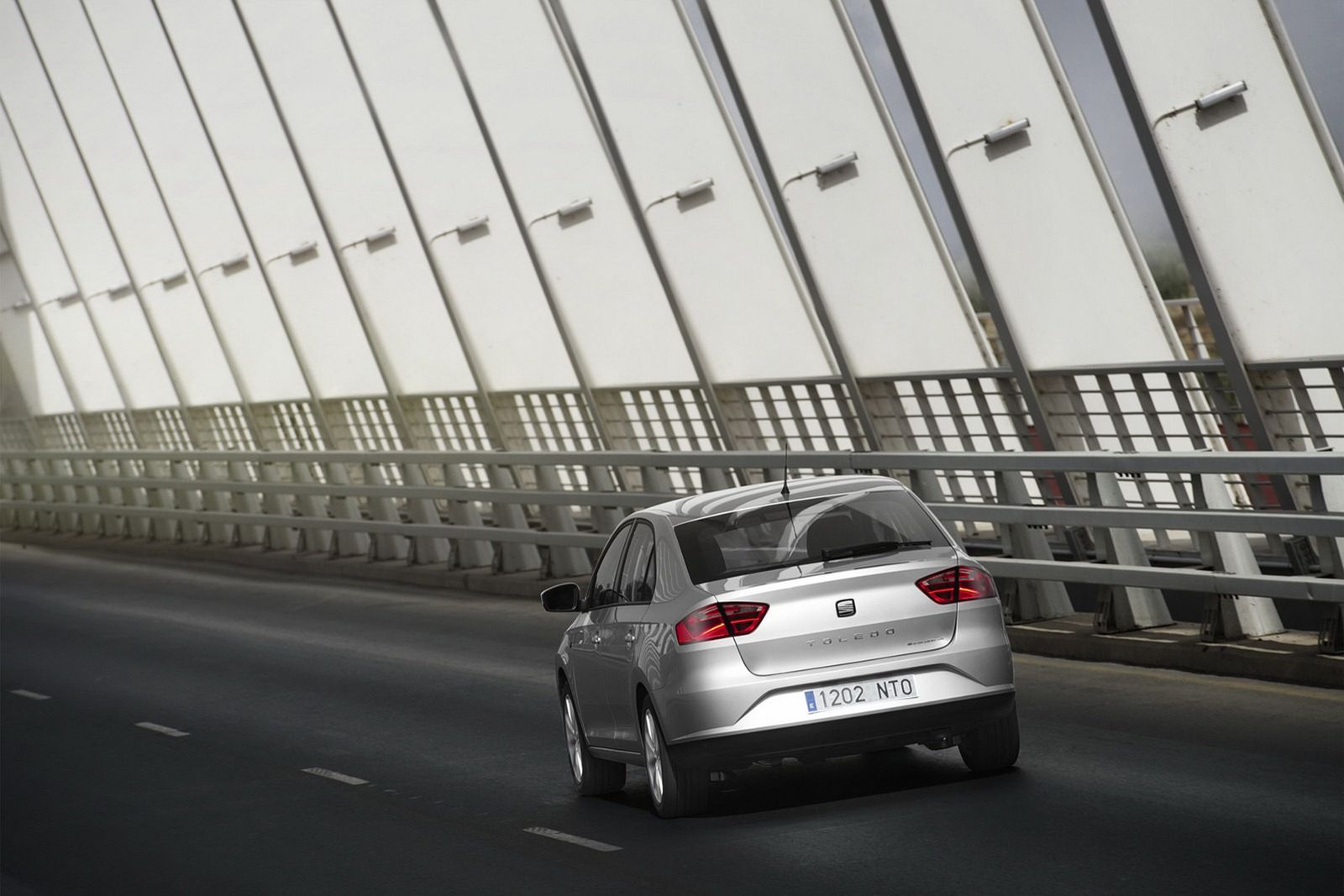 Seat Toledo (2012) - obszerna galeria zdjęć 36