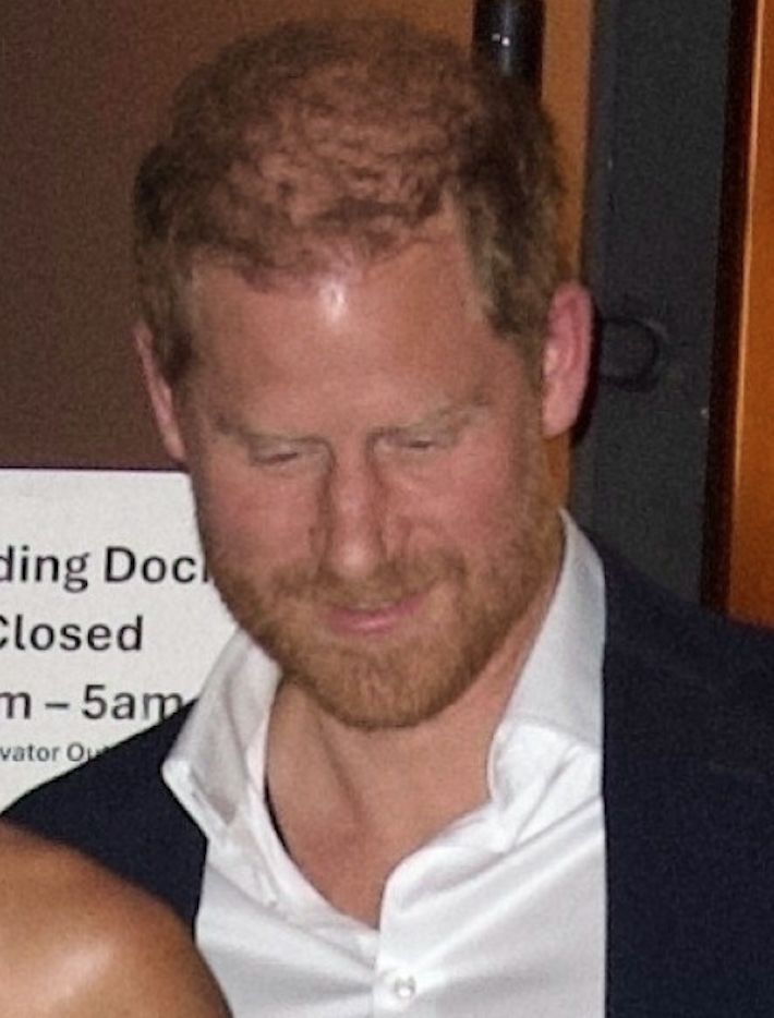 Meghan Markle i Książę Harry wychodzą z kolacji z Edem Sheeranem