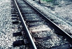 Gniezno. Pijany 37-latek przeżył zderzenie z pociągiem