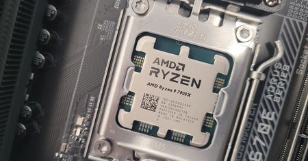 AMD planuje odświeżenie socketu? Mikrokody zdradzają szczegóły [AKTUALIZACJA]