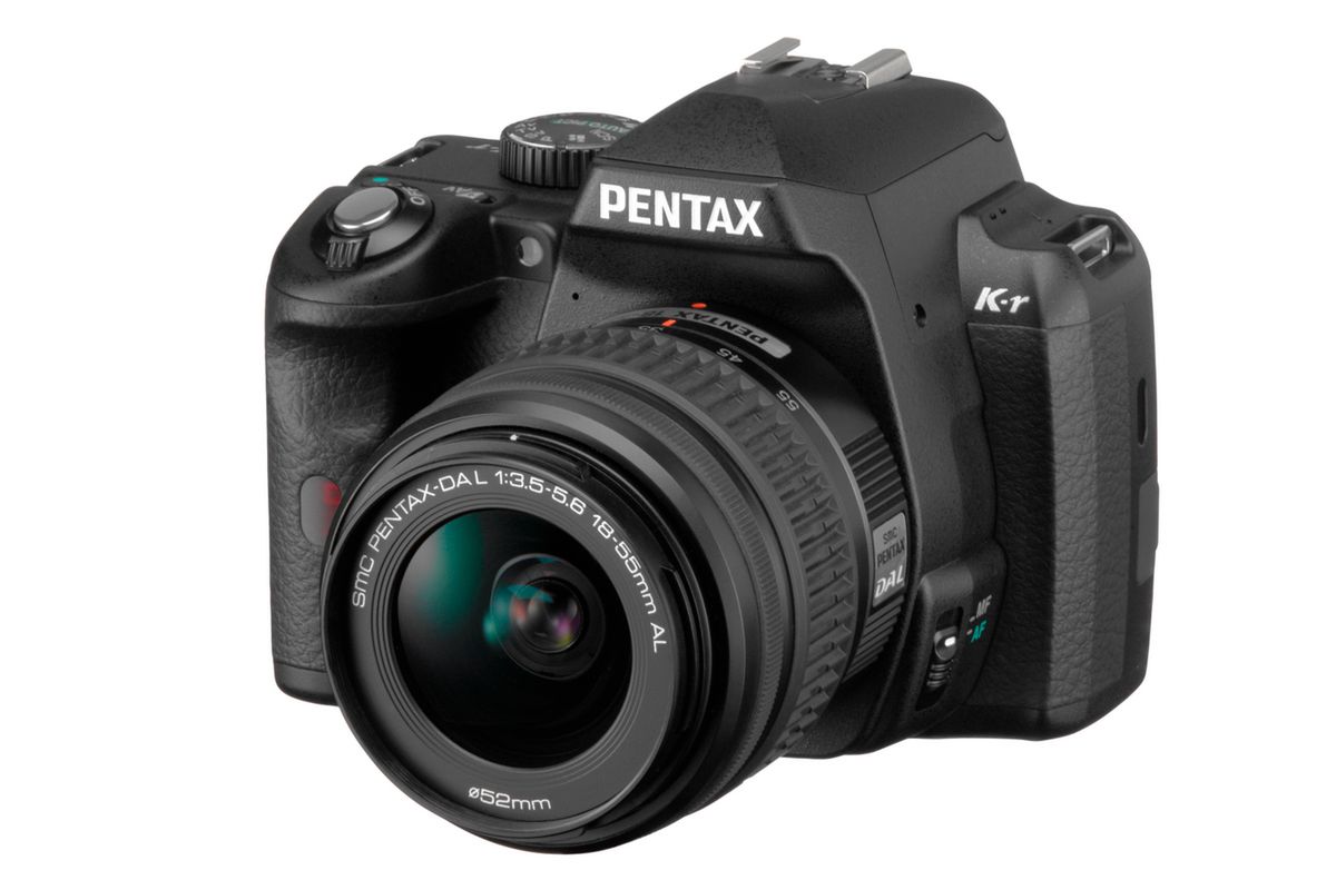 Pentax K-r - ognista czerwień na korpusie lustrzanki 2