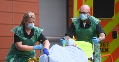Koronawirus w Wielkiej Brytanii. Kolejna bariera przekroczona