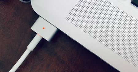 Oto pożeracz prądu. Pięć trików, jak obniżyć koszty