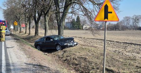 Miał blisko 2 promile, sądowy zakaz prowadzenia pojazdów, a samochód nie miał przeglądu technicznego oraz ubezpieczenia