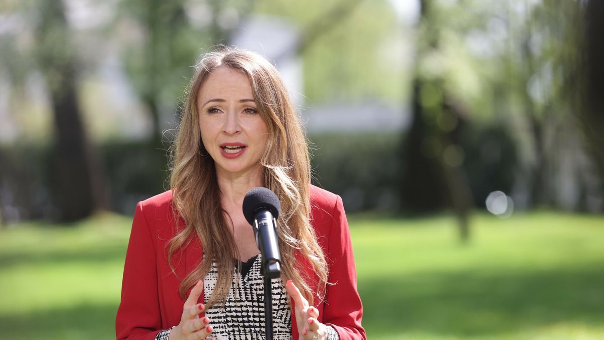 Konferencja premiera po posiedzeniu rz?du
09.04.2024 Warszawa Konferencja premiera po posiedzeniu rzadu, fot. Tomasz Jastrzebowski/REPORTER
N/z: Agnieszka Dziemianowicz-Bak
Tomasz Jastrzebowski/REPORTER