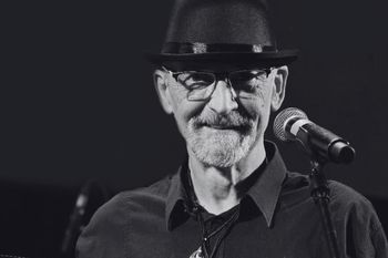 Nie żyje Wojciech "Sęp" Dudziński. Był wokalistą Ryczących Dwudziestek