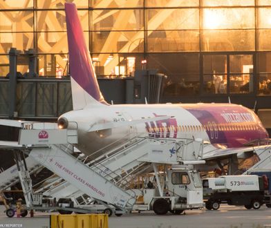 Śmierć na pokładzie samolotu do Polski. "Ciało włożono do worka"