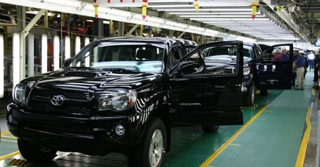 Toyota ruszy pełną parą dopiero w grudniu